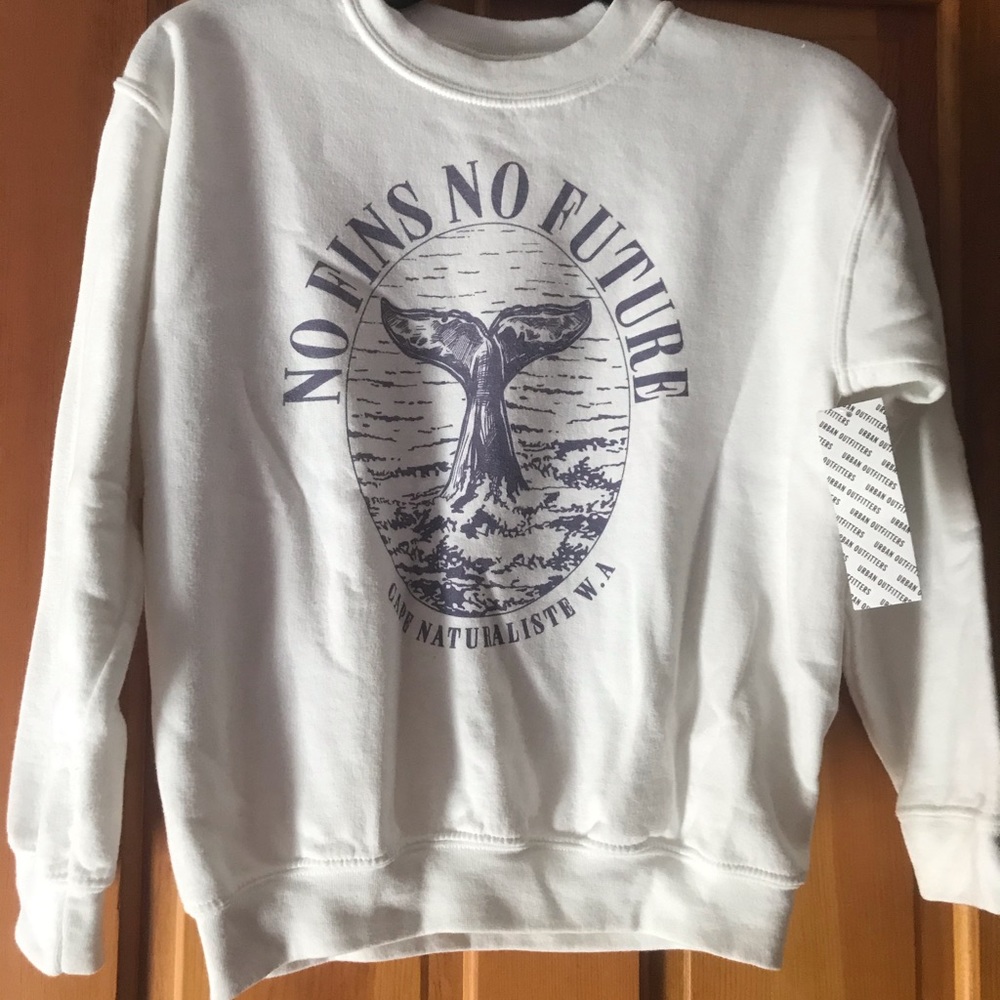NET Urban Outfitters Whale Shrunken Sweatshirt S/M